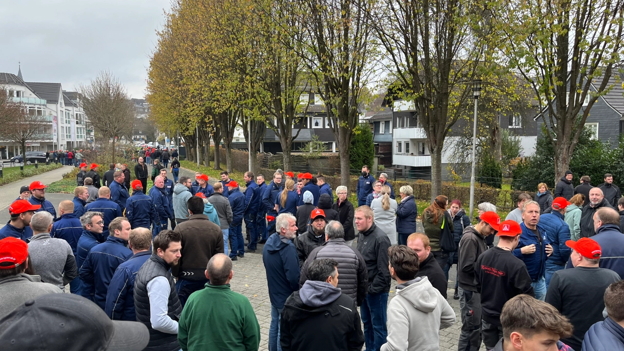 Impressionen Warnstreik Stadthalle Olpe