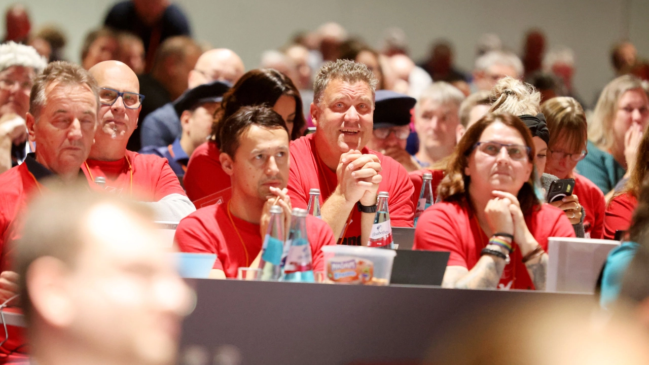 Delegierte auf dem 25. Ordentlichen Gewerkschaftstag in Frankfurt am Main