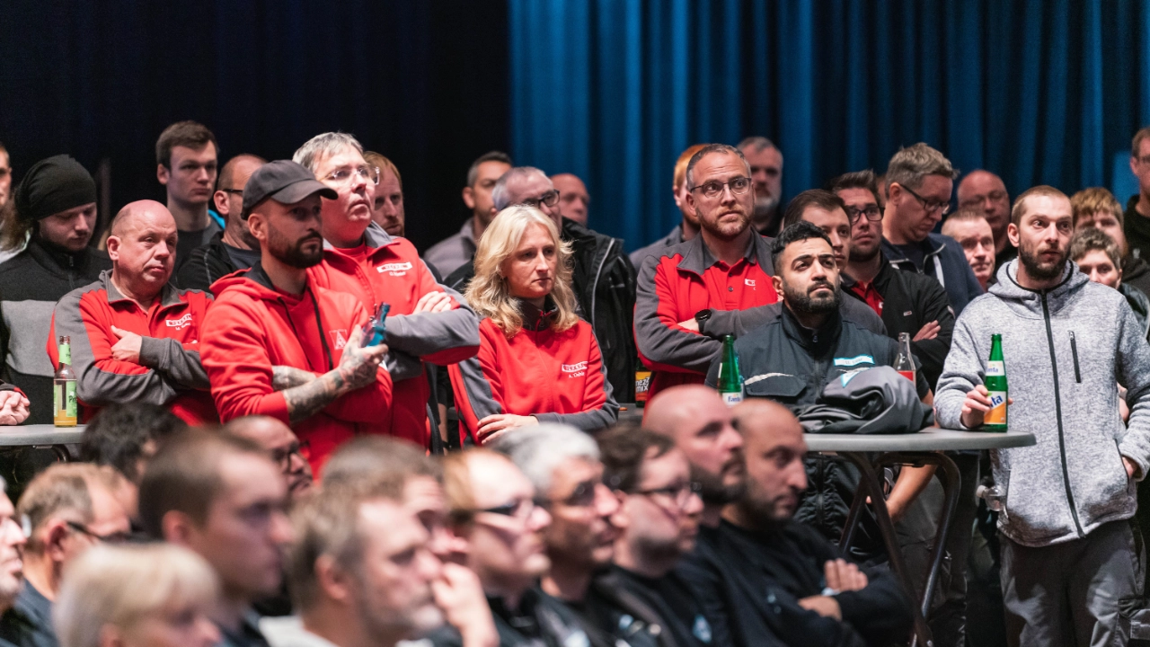Impressionen der Warnstreikaktion in Stadthalle Attendorn
