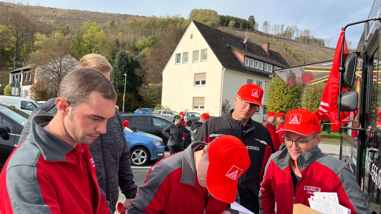 Impressionen Warnstreik Hensel Electric Kreis Olpe