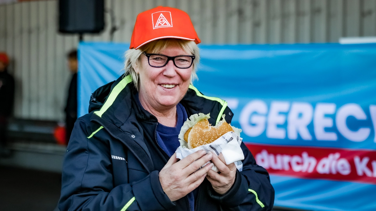 Impressionen Warnstreik Heinrich Huhn Kreis Olpe