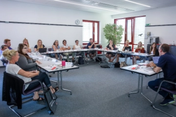 Blick in einen Seminarraum im IG Metall Bildungszentrum Lohr