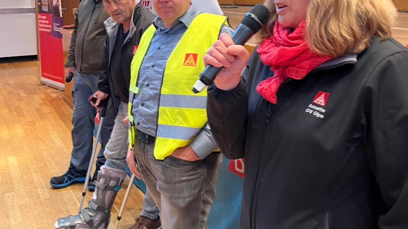 Impressionen Warnstreik Stadthalle Olpe