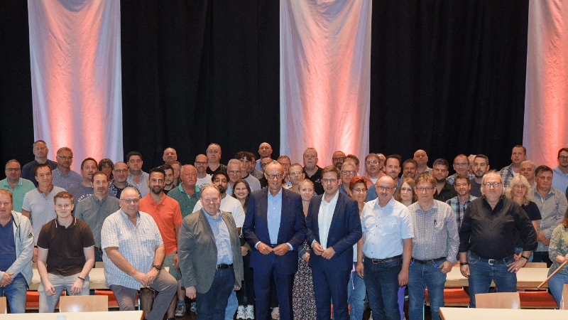 Impressionen der Gremienkonferenz mit Friedrich Merz. IG Metall Olpe in der Stadthalle Attendorn