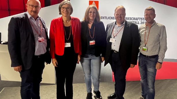 Auf dem Bild zu sehen von links nach rechts: Stefan Köster, Christiane Benner (Erste Vorsitzende der IG Metall), Annette Benfer, André Arenz, Michelangelo Bruno